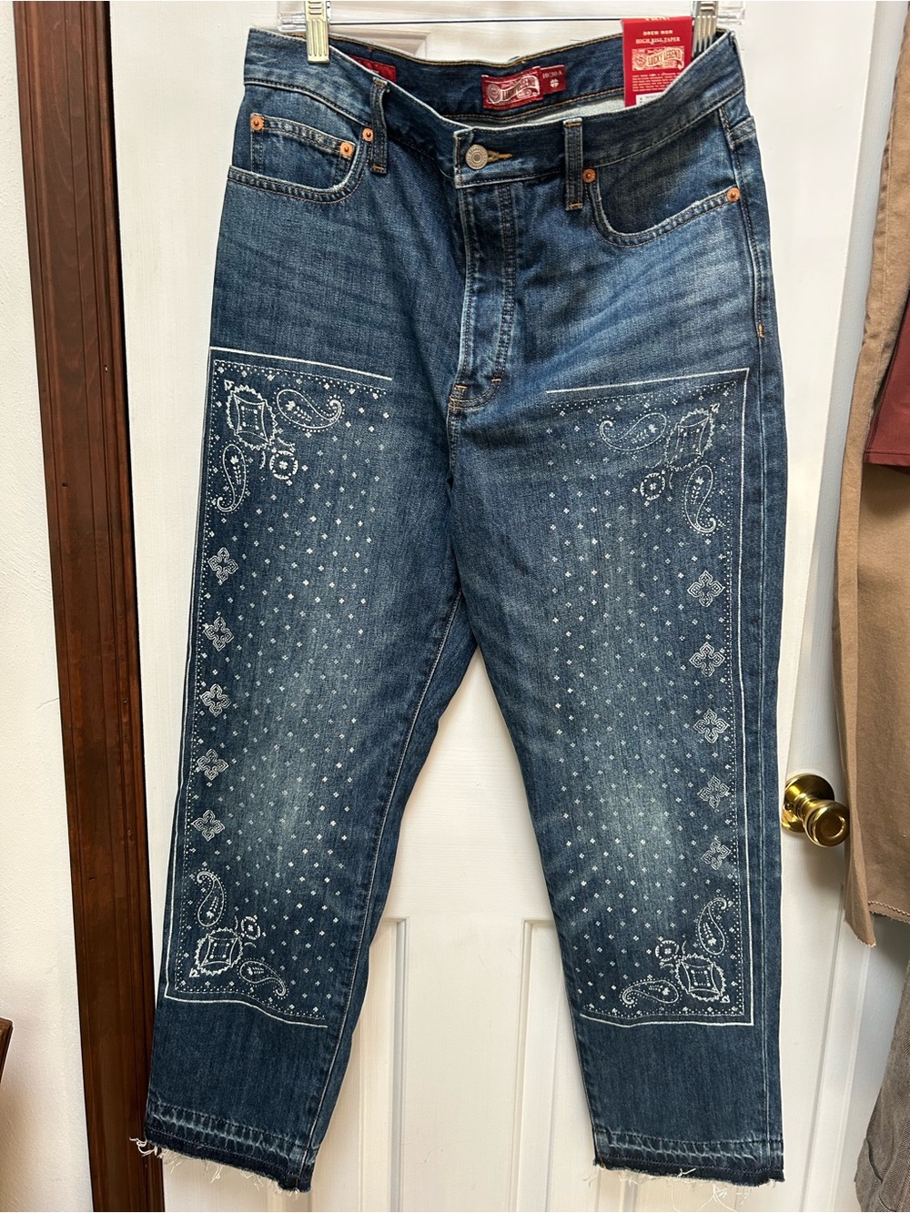 Blue Stencil Printed women’s 10/30A Denim Jeans NWT ($139.00) high rise/taper